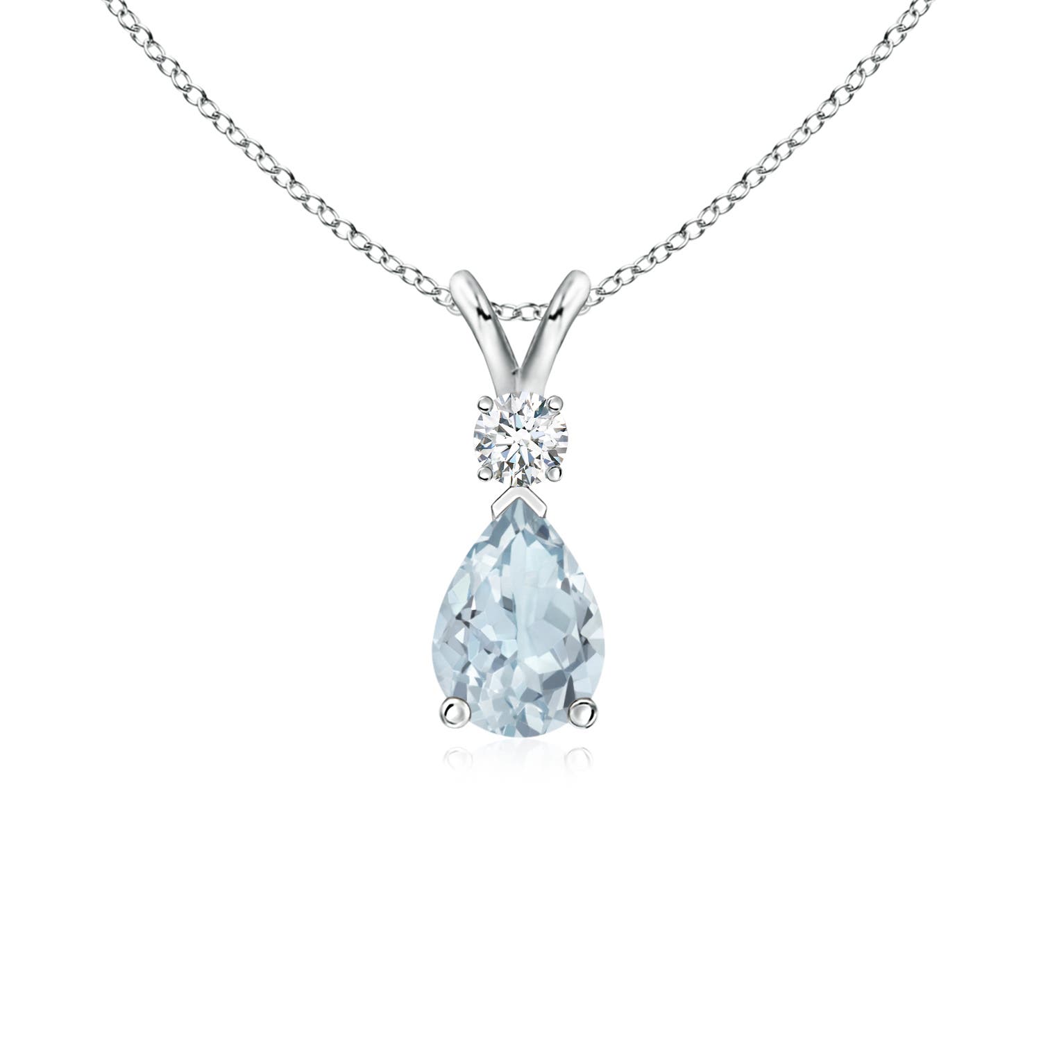 A - Aquamarine / 0.62 CT / 14 KT White Gold