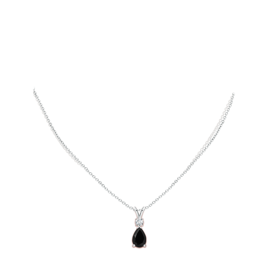 12x8mm AAA Prong-Set Black Onyx Teardrop V-Bale Pendant with Diamond in 18K White Gold pen