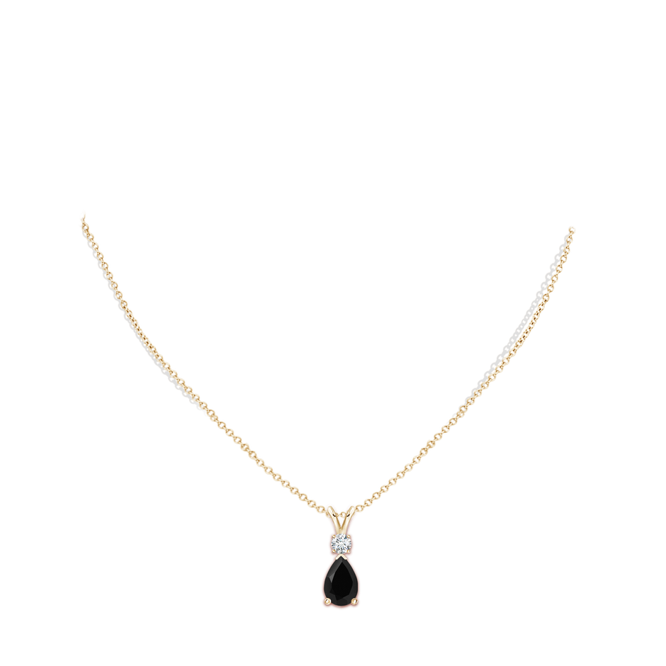 12x8mm AAA Prong-Set Black Onyx Teardrop V-Bale Pendant with Diamond in 18K Yellow Gold pen