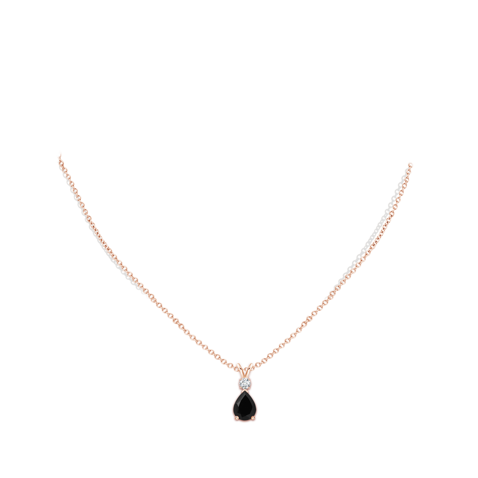 8x6mm AAA Prong-Set Black Onyx Teardrop V-Bale Pendant with Diamond in Rose Gold pen