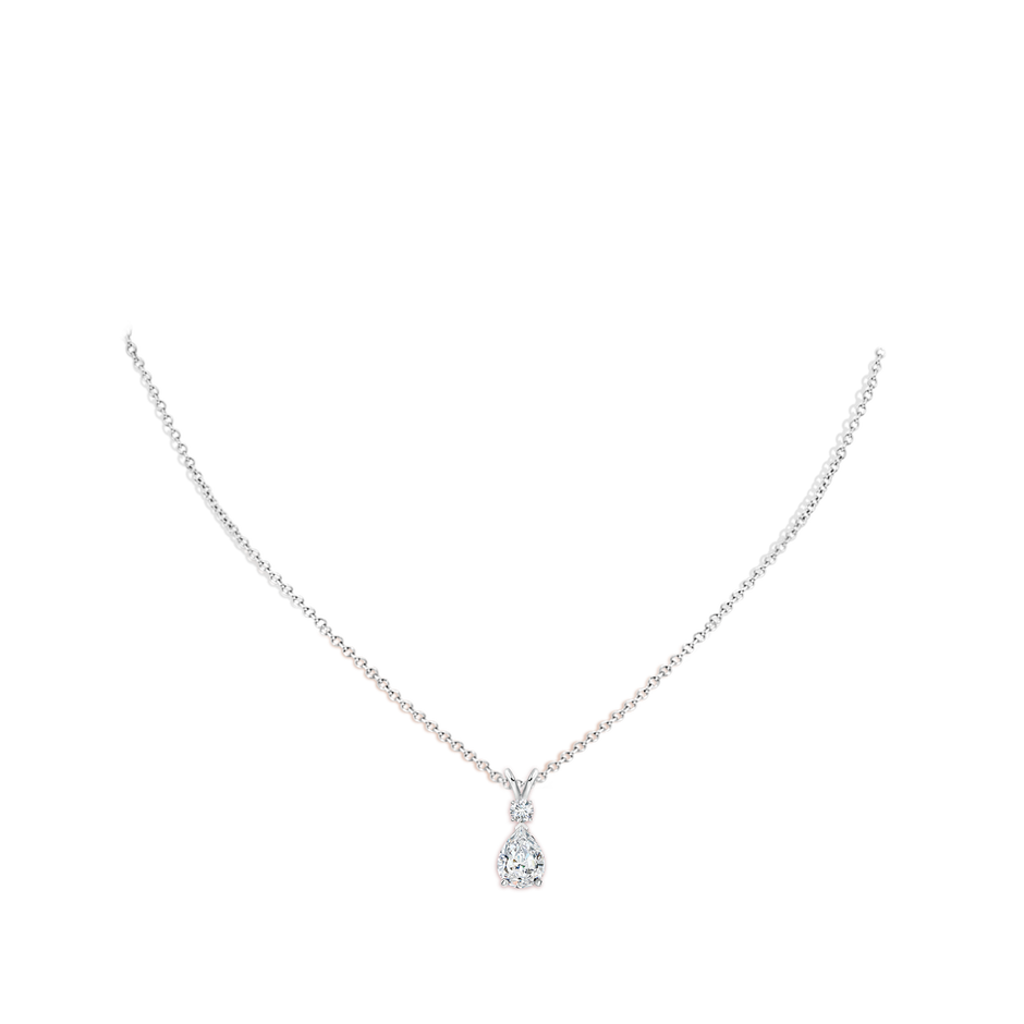 8x5mm GVS2 Diamond Teardrop Pendant with Diamond Accent in White Gold pen