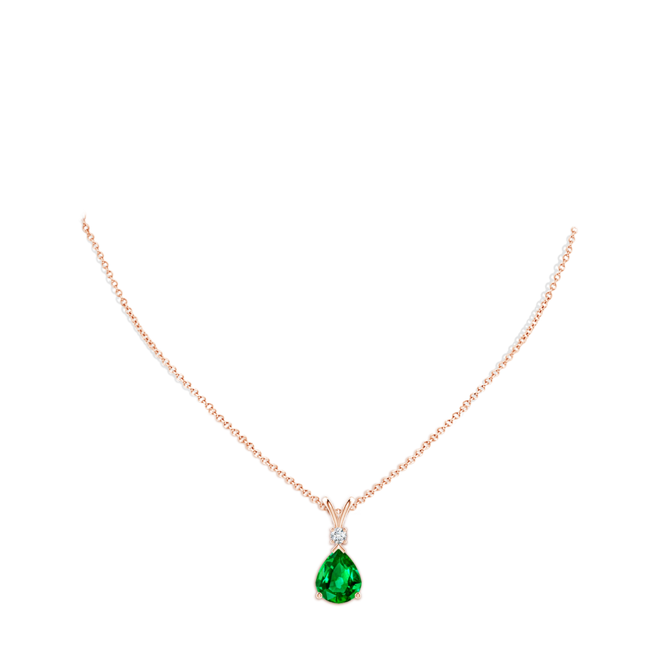12x10mm AAAA Prong-Set Emerald Teardrop V-Bale Pendant with Diamond in Rose Gold pen