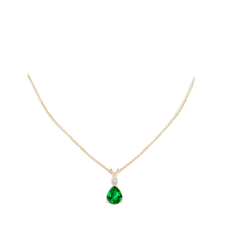 12x10mm AAAA Prong-Set Emerald Teardrop V-Bale Pendant with Diamond in Yellow Gold pen