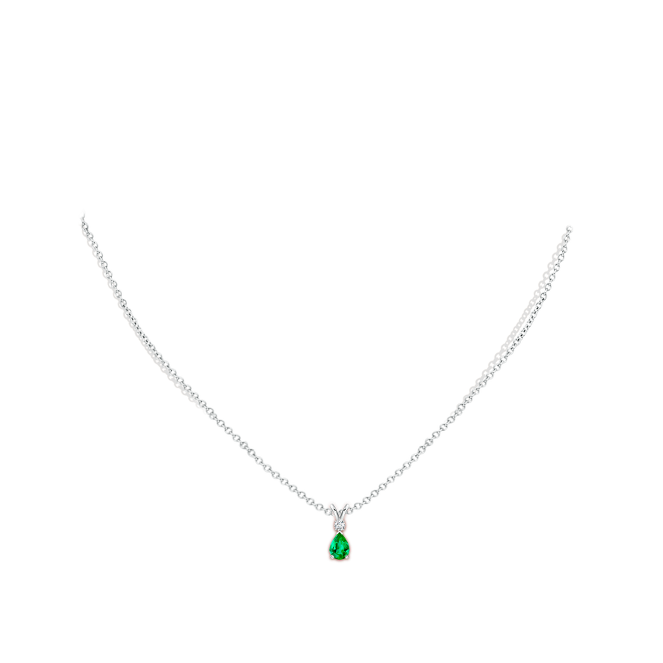 6x4mm AAA Prong-Set Emerald Teardrop V-Bale Pendant with Diamond in S999 Silver pen