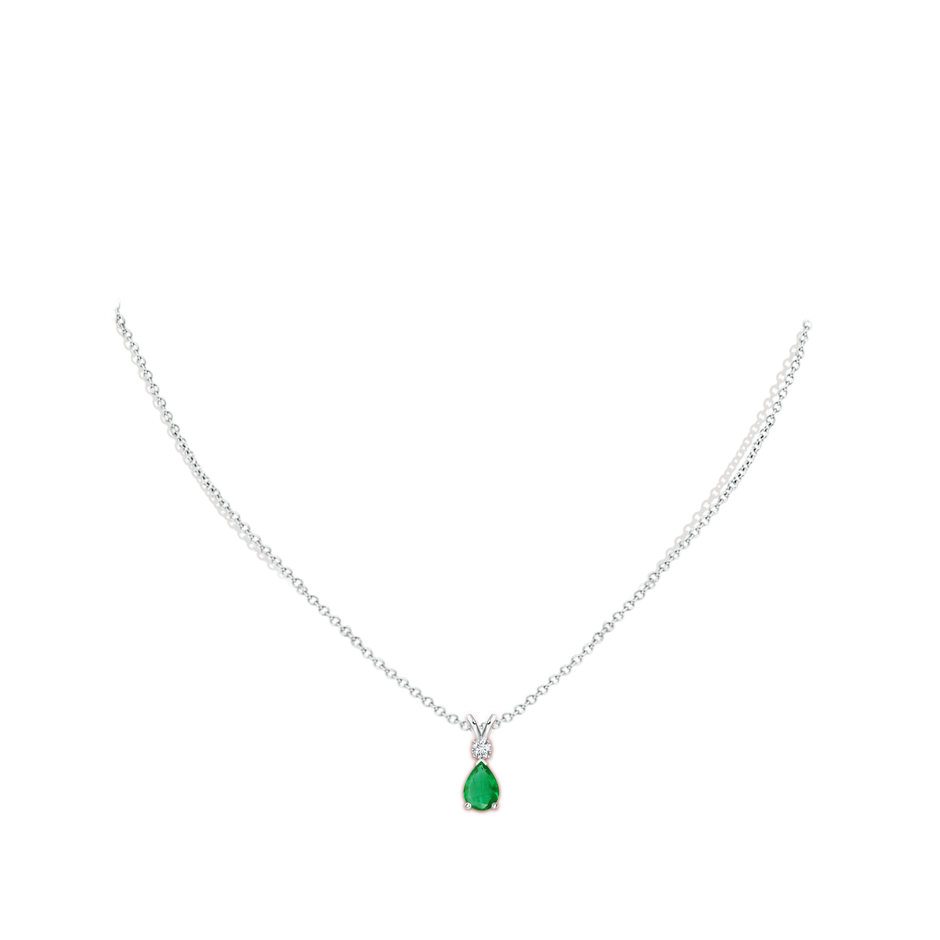 7x5mm AA Prong-Set Emerald Teardrop V-Bale Pendant with Diamond in S999 Silver pen