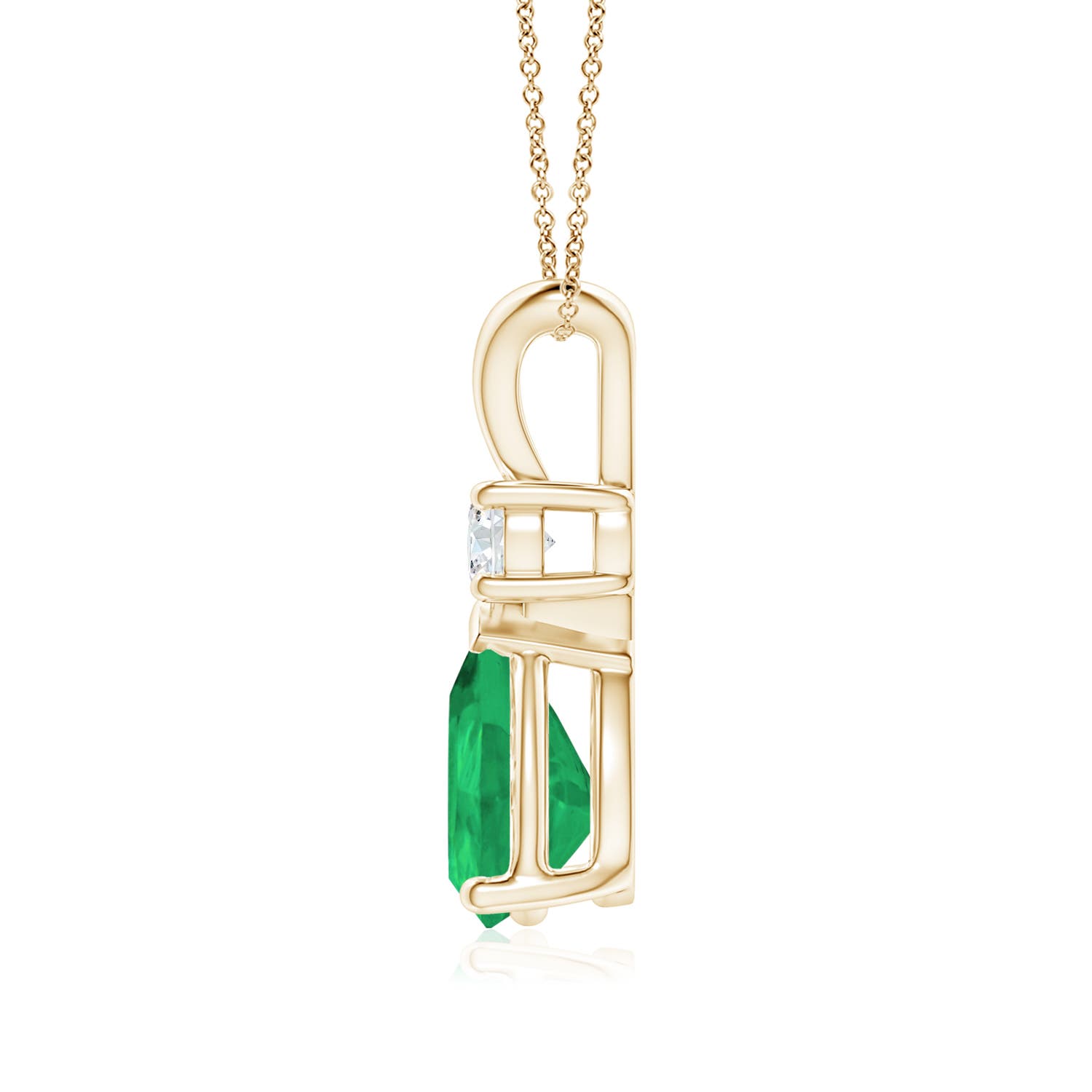 A - Emerald / 1.36 CT / 14 KT Yellow Gold