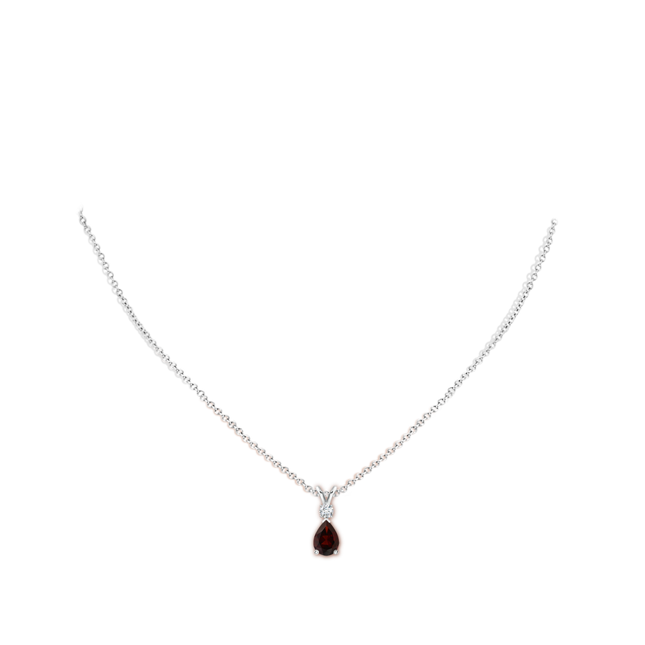 7x5mm A Prong-Set Garnet Teardrop V-Bale Pendant with Diamond in P950 Platinum pen