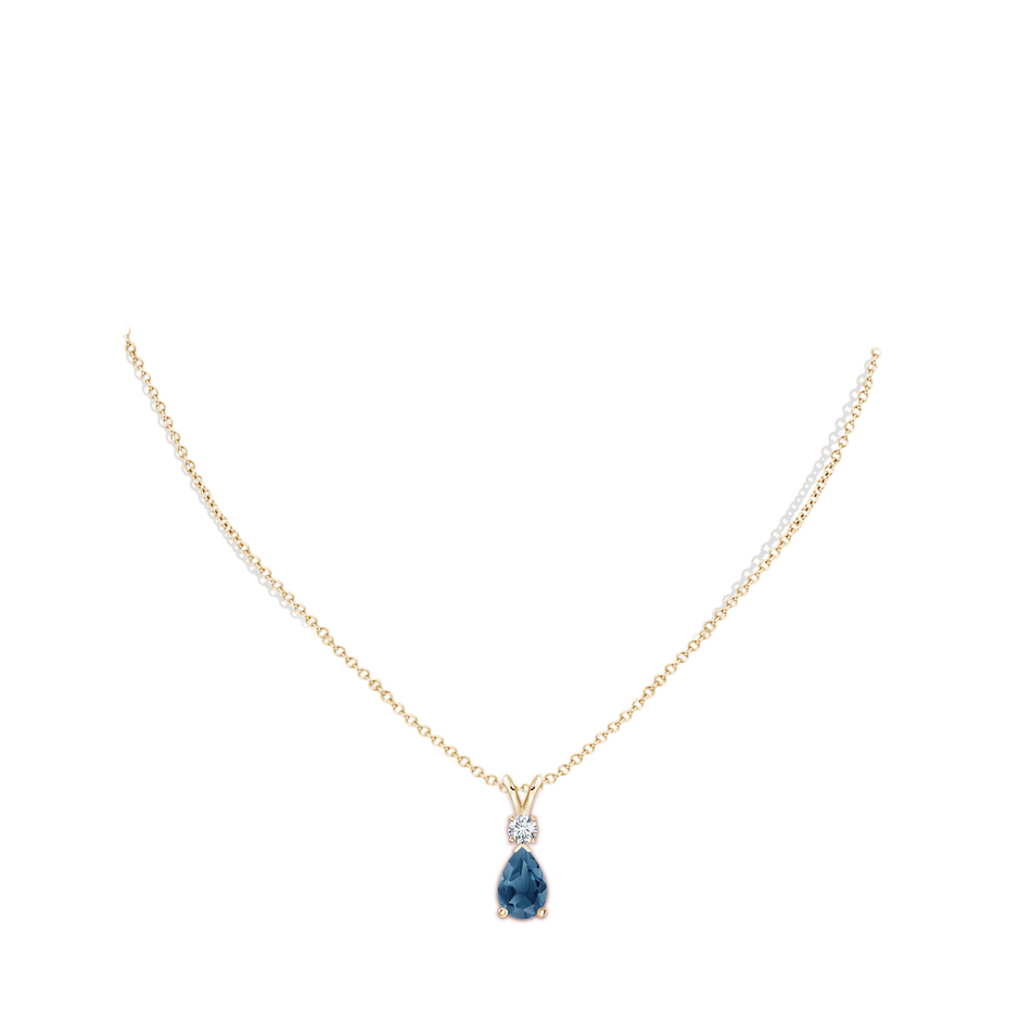 10x7mm A London Blue Topaz Teardrop Pendant with Diamond in Yellow Gold pen