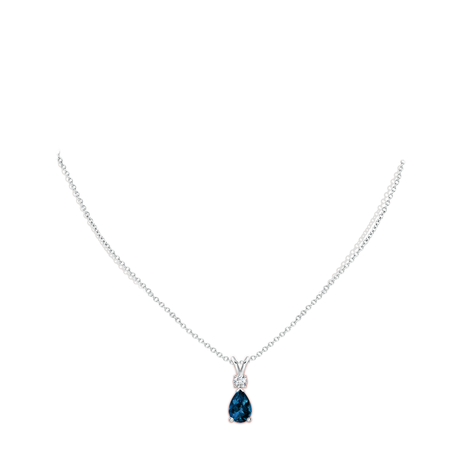 10x7mm AAAA London Blue Topaz Teardrop Pendant with Diamond in P950 Platinum pen