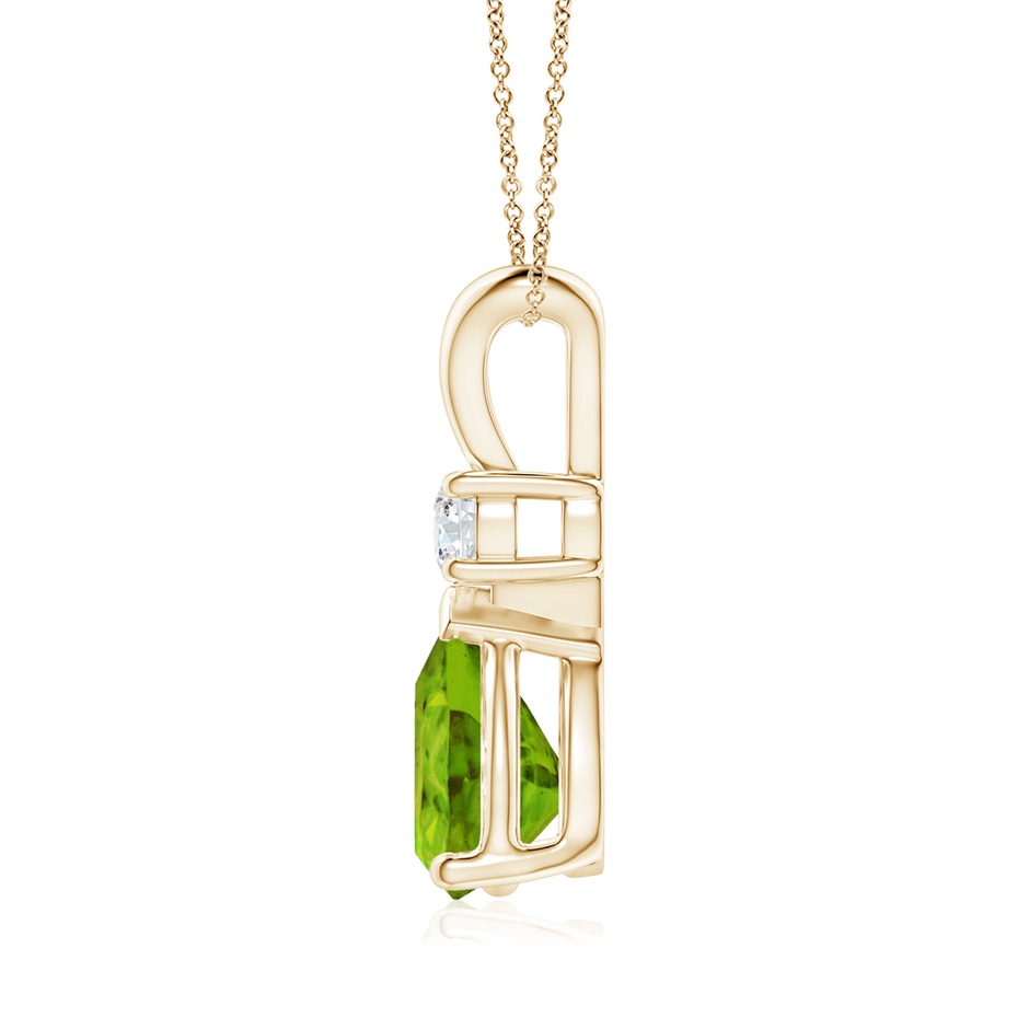 10x7mm AAAA Prong-Set Peridot Teardrop V-Bale Pendant with Diamond in Yellow Gold side 199