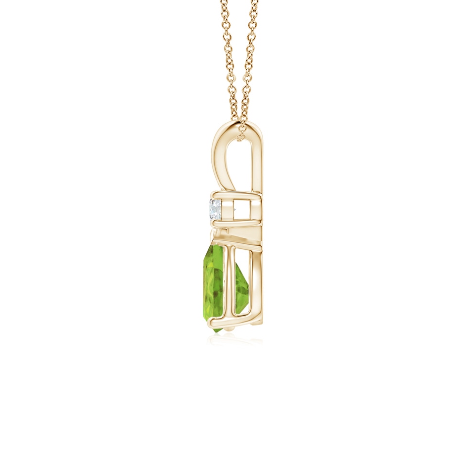 7x5mm AA Prong-Set Peridot Teardrop V-Bale Pendant with Diamond in 9K Yellow Gold side 199