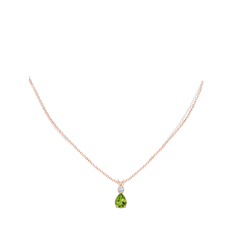 8x6mm AAAA Prong-Set Peridot Teardrop V-Bale Pendant with Diamond in Rose Gold pen