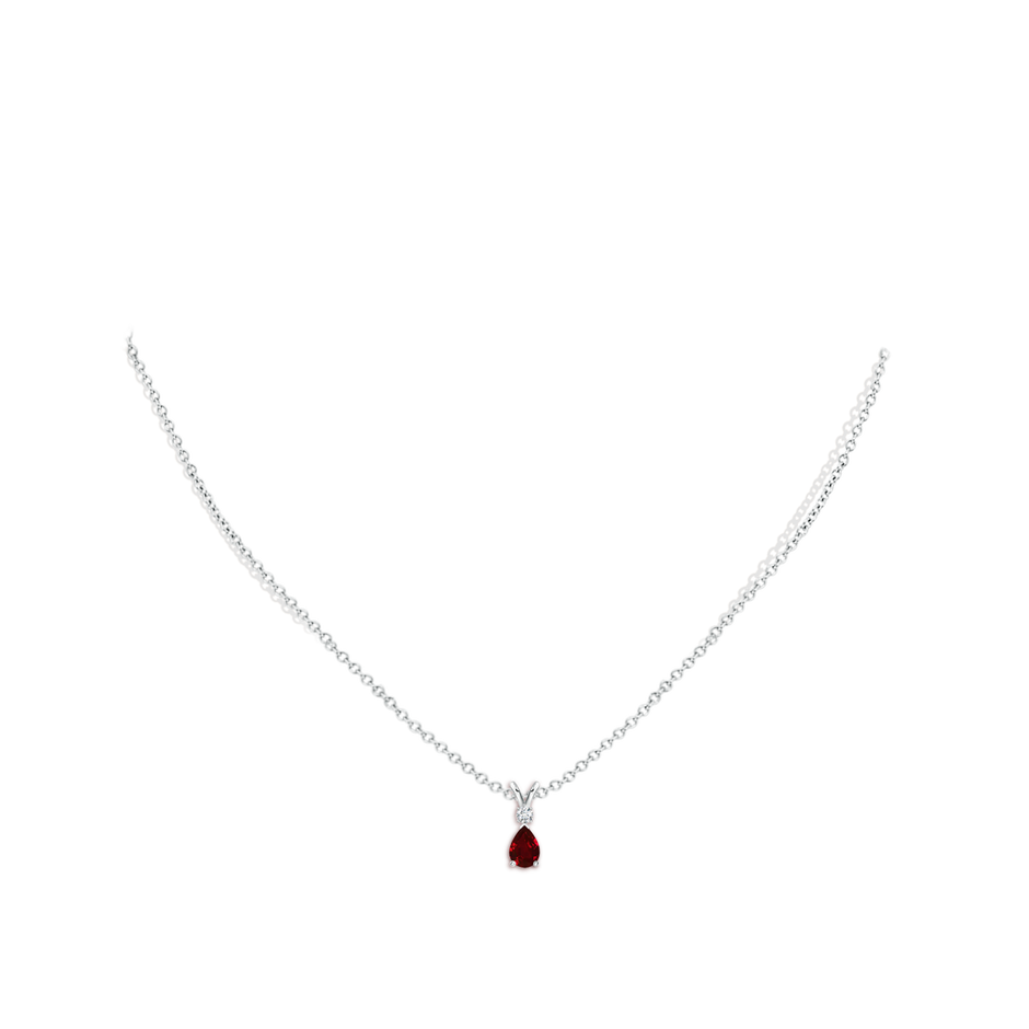 6x4mm AAAA Ruby Teardrop Pendant with Diamond in White Gold pen