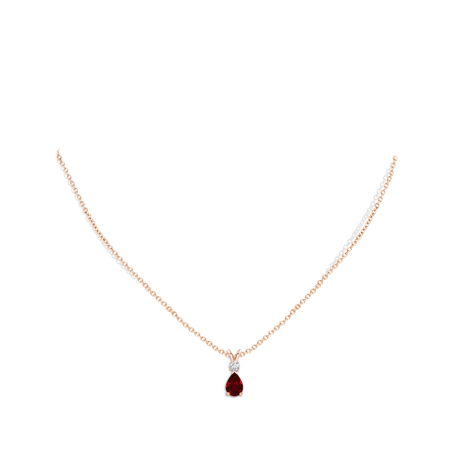 7x5mm AAAA Ruby Teardrop Pendant with Diamond in Rose Gold pen