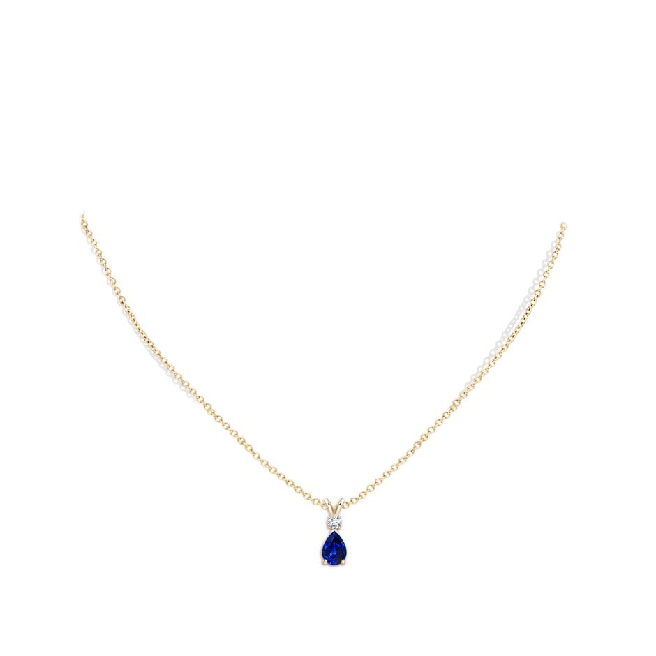 7x5mm AAAA Blue Sapphire Teardrop Pendant with Diamond in Yellow Gold pen