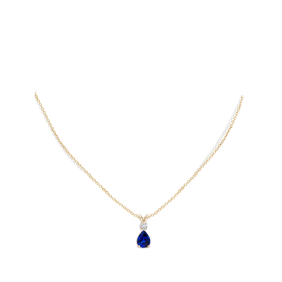 8x6mm AAAA Blue Sapphire Teardrop Pendant with Diamond in Yellow Gold pen