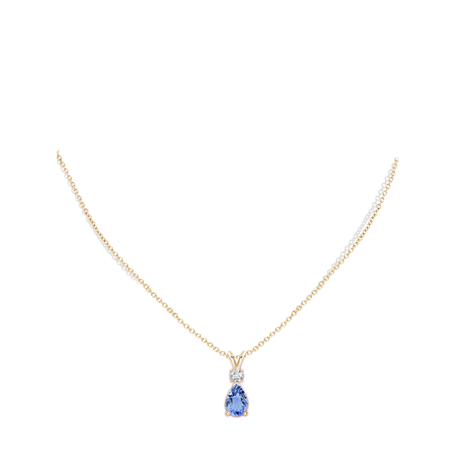 10x7mm A Prong-Set Tanzanite Teardrop V-Bale Pendant with Diamond in Yellow Gold pen