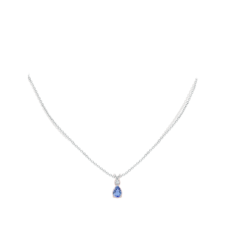 7x5mm A Prong-Set Tanzanite Teardrop V-Bale Pendant with Diamond in 9K White Gold pen