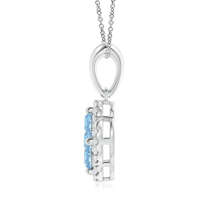 AAA - Aquamarine / 0.52 CT / 14 KT White Gold