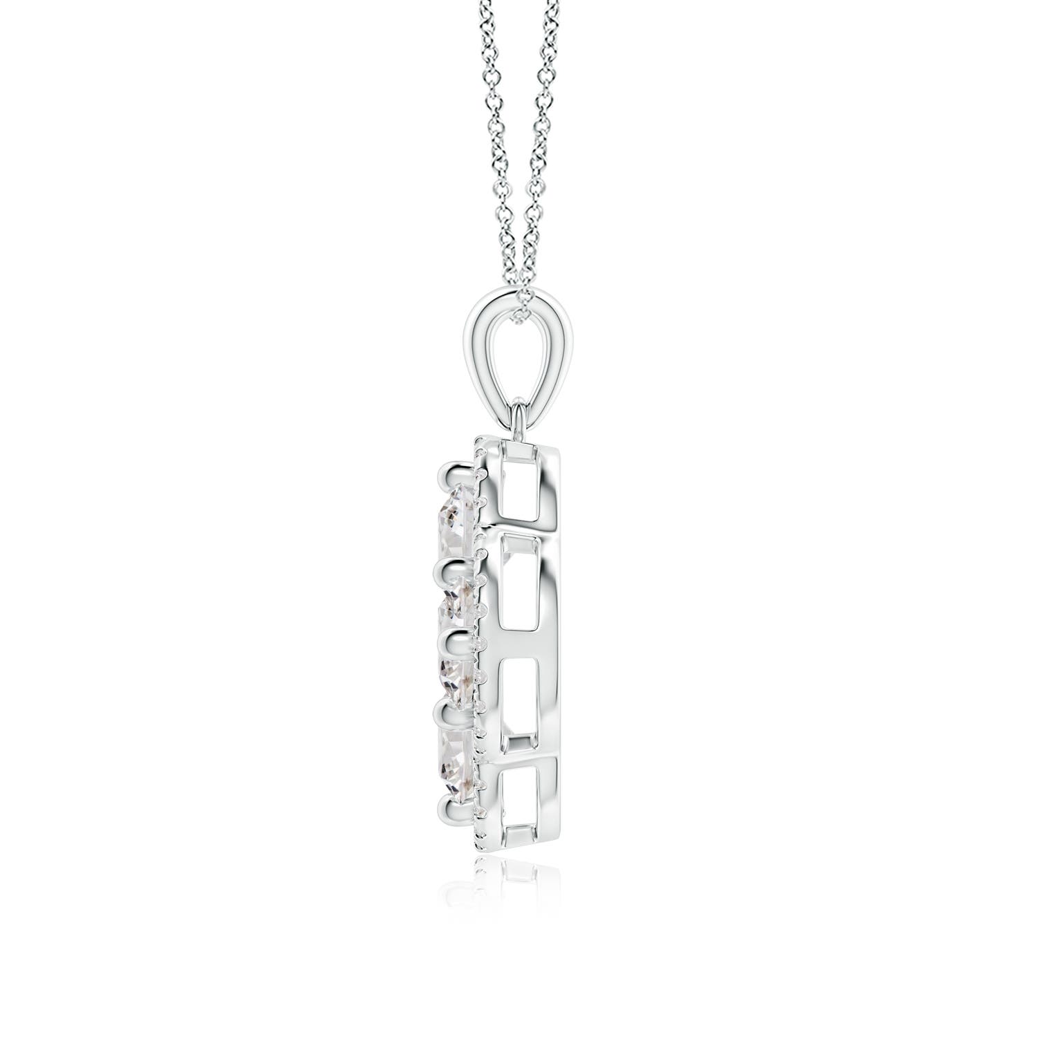 I-J, I1-I2 / 2.2 CT / 18 KT White Gold