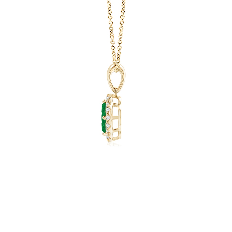 2mm AA Diamond Framed Emerald Clover Pendant in Yellow Gold side 199