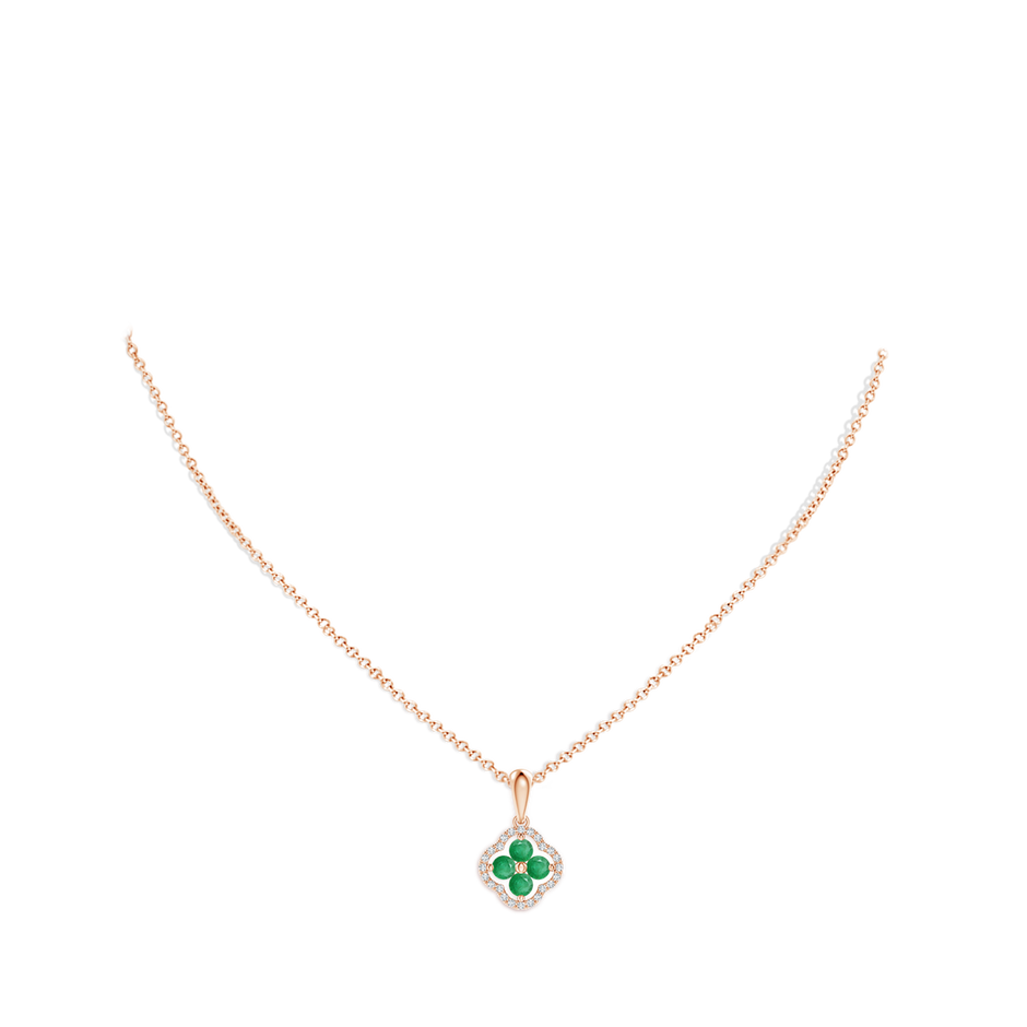 3mm A Diamond Framed Emerald Clover Pendant in Rose Gold pen