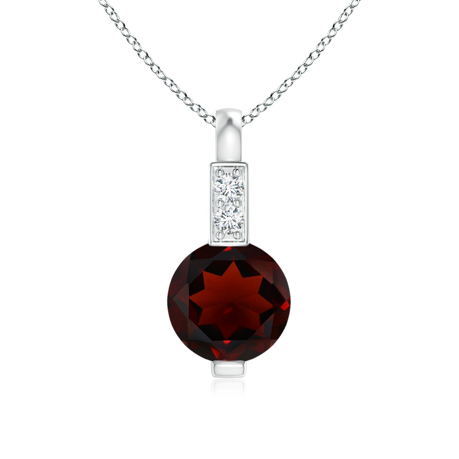 AA - Garnet / 0.61 CT / 14 KT White Gold