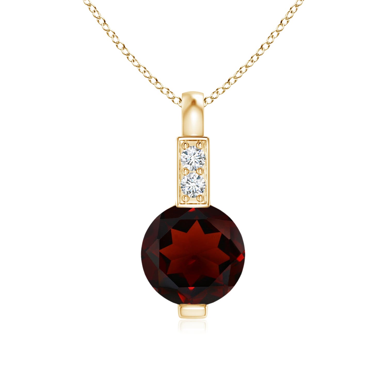 AA - Garnet / 0.61 CT / 14 KT Yellow Gold