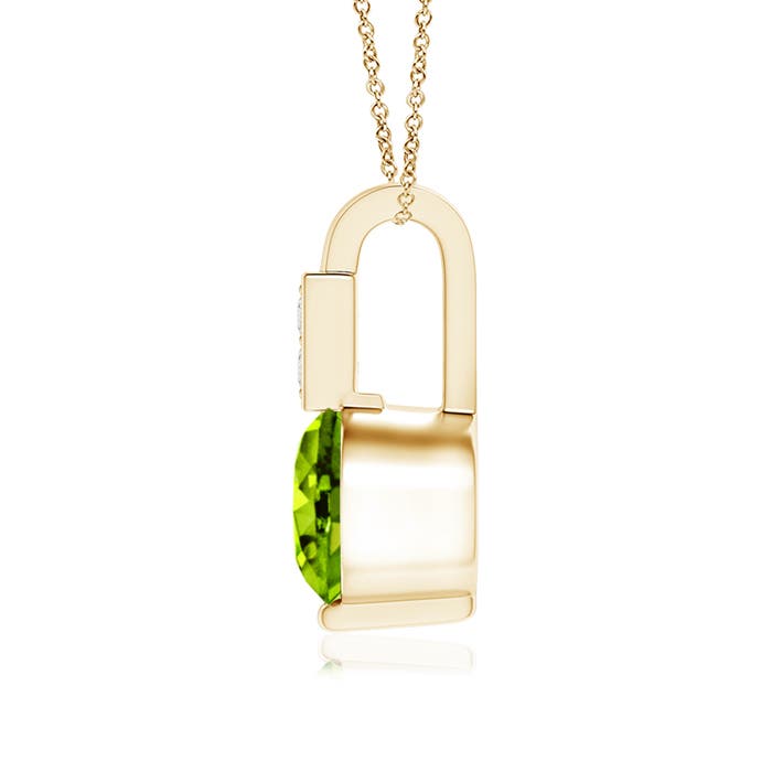 AAAA - Peridot / 0.56 CT / 14 KT Yellow Gold