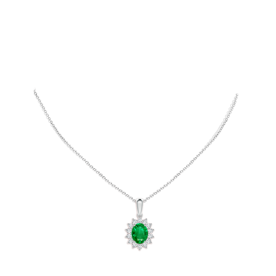 10x8mm AAA Oval Emerald Pendant with Floral Diamond Halo in P950 Platinum pen
