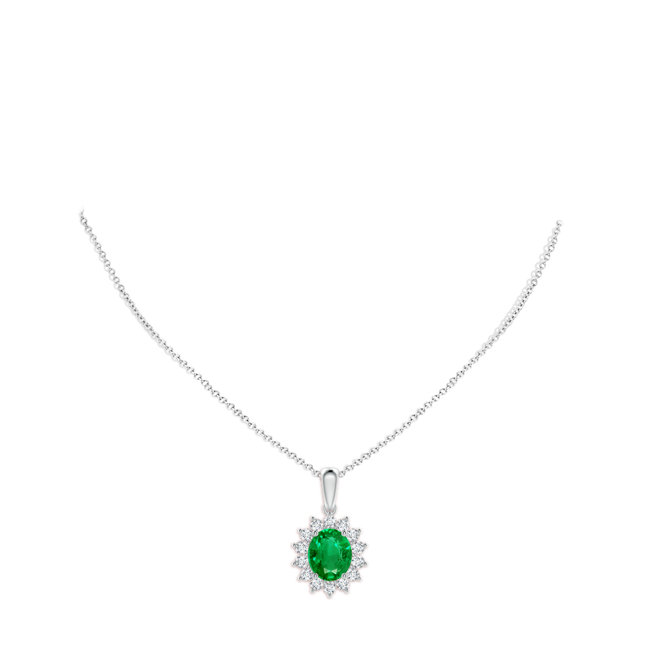12x10mm AAA Oval Emerald Pendant with Floral Diamond Halo in P950 Platinum pen