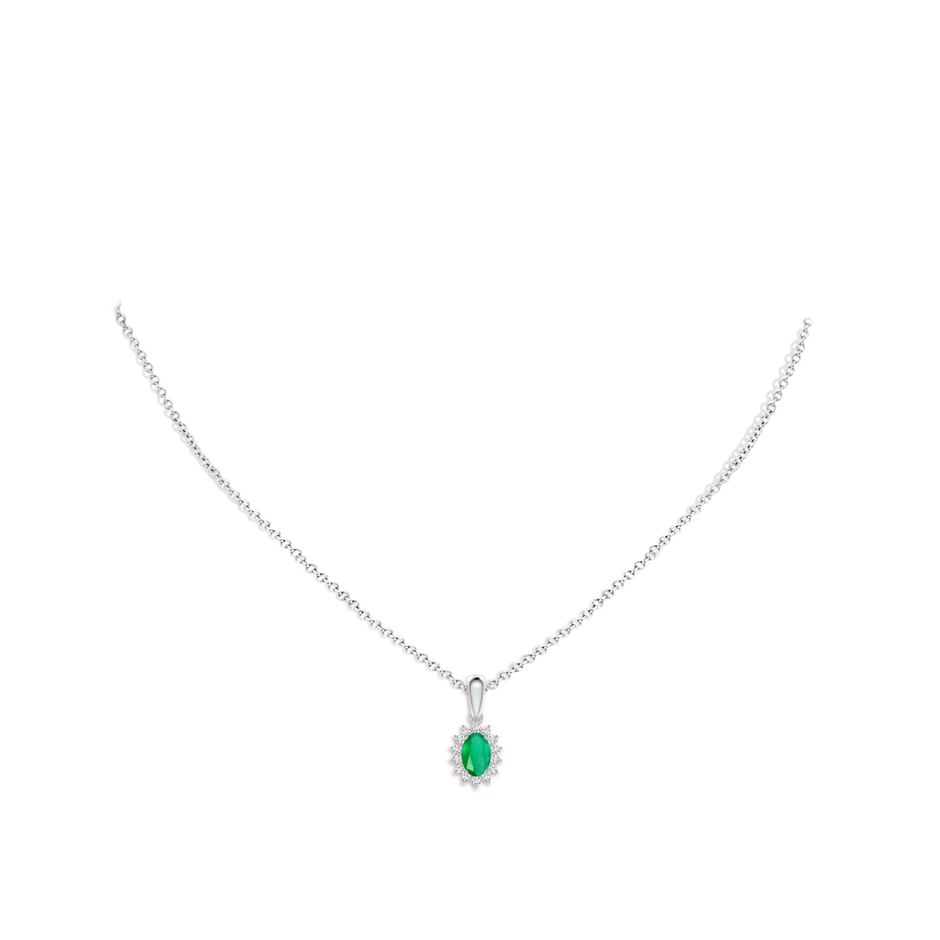6x4mm A Oval Emerald Pendant with Floral Diamond Halo in P950 Platinum pen