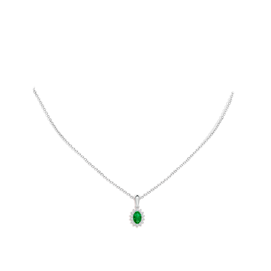 6x4mm AAAA Oval Emerald Pendant with Floral Diamond Halo in P950 Platinum pen