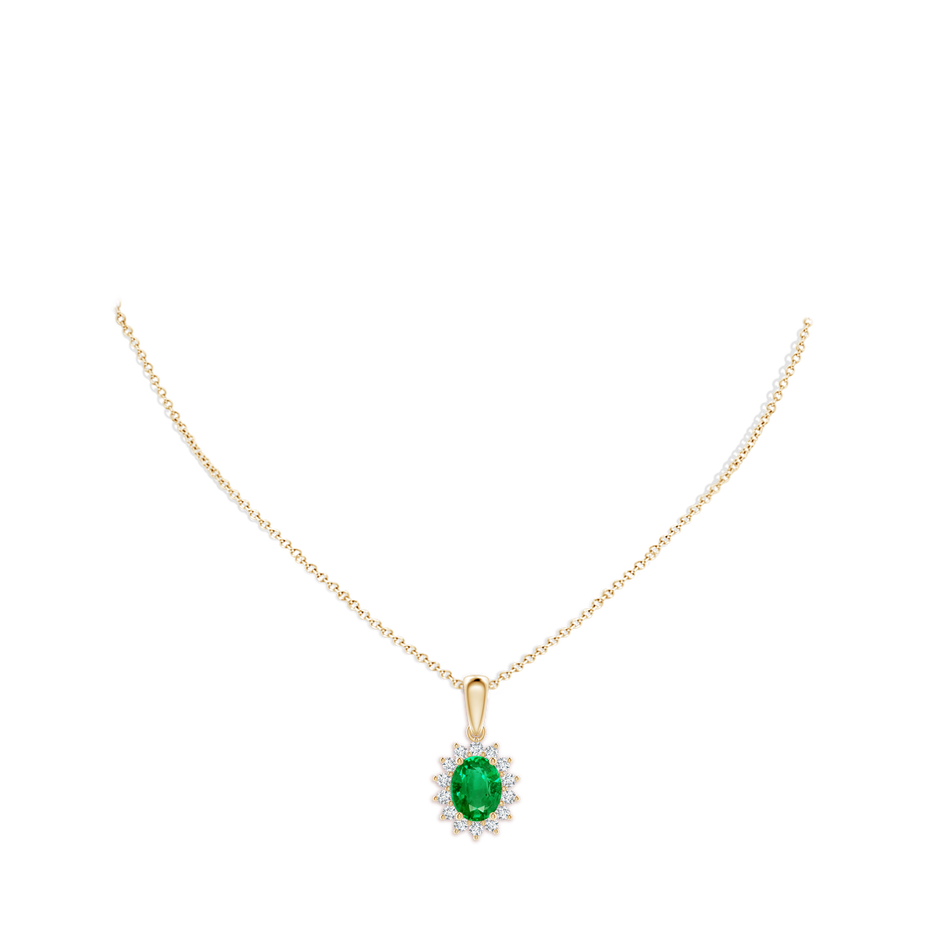 9x7mm AAA Oval Emerald Pendant with Floral Diamond Halo in Yellow Gold pen
