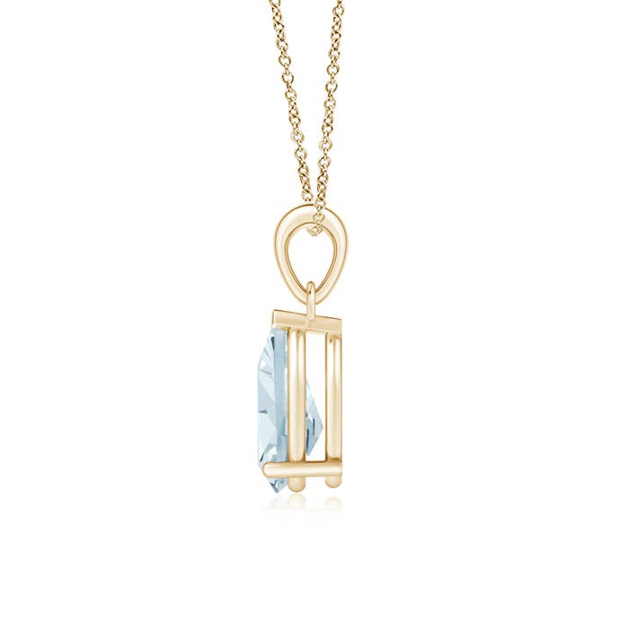 A - Aquamarine / 1.6 CT / 14 KT Yellow Gold