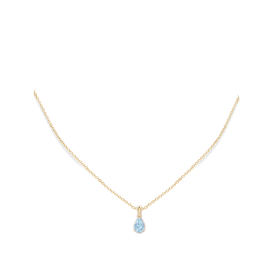 9x6mm AA Pear-Shaped Aquamarine Solitaire Pendant in 18K Yellow Gold pen