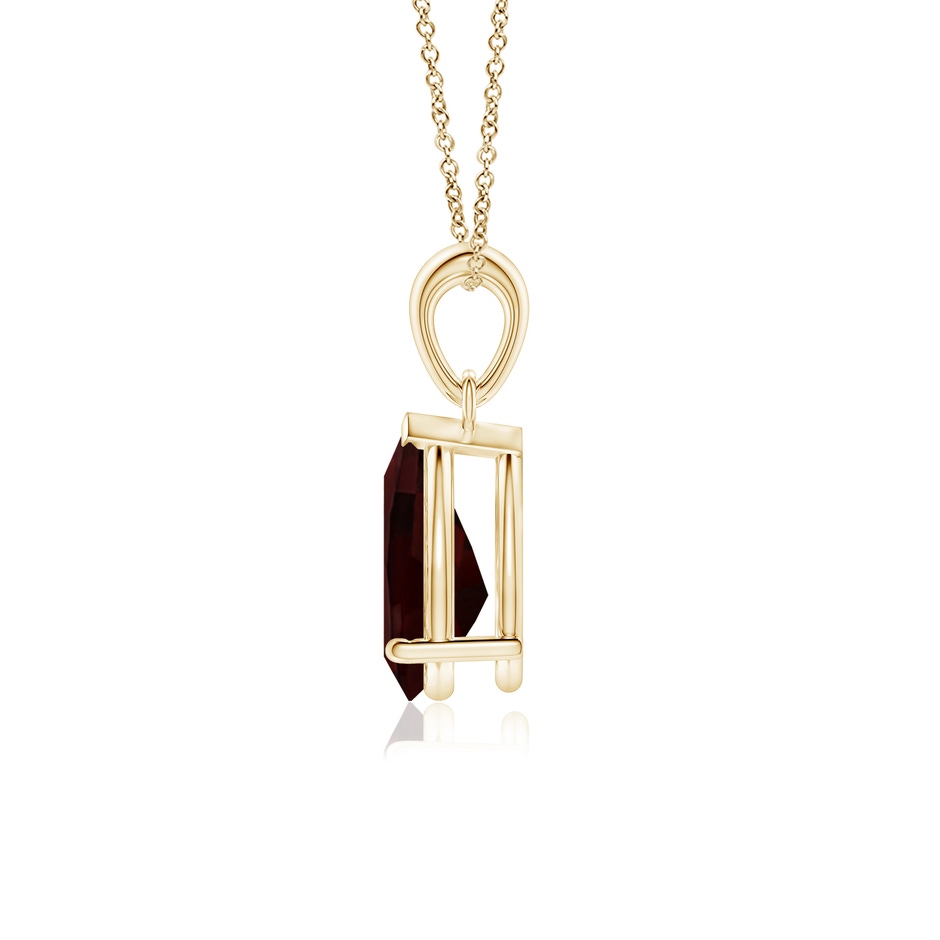 10x7mm A Pear-Shaped Garnet Solitaire Pendant in Yellow Gold side 199