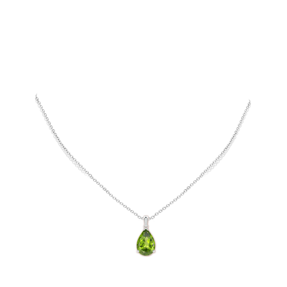 15x10mm AAA Pear-Shaped Peridot Solitaire Pendant in S999 Silver pen