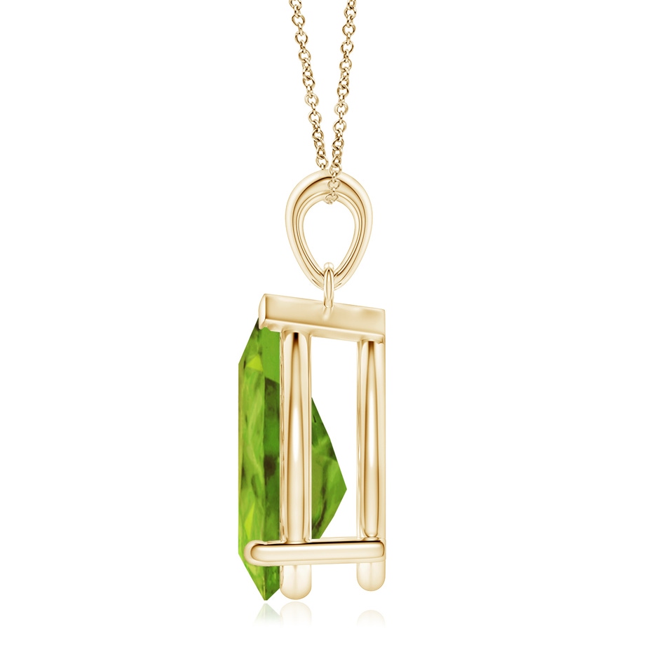 15x10mm AAA Pear-Shaped Peridot Solitaire Pendant in Yellow Gold side 199