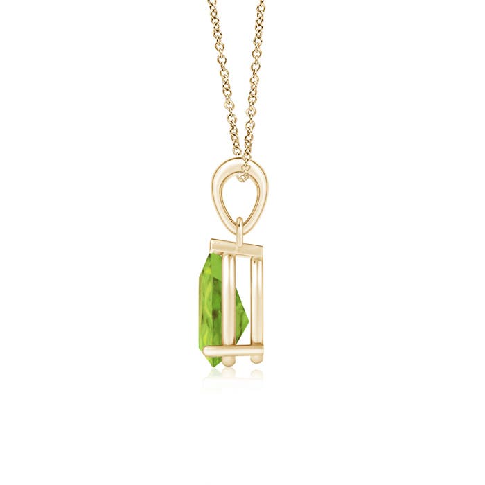 AA - Peridot / 1.6 CT / 14 KT Yellow Gold