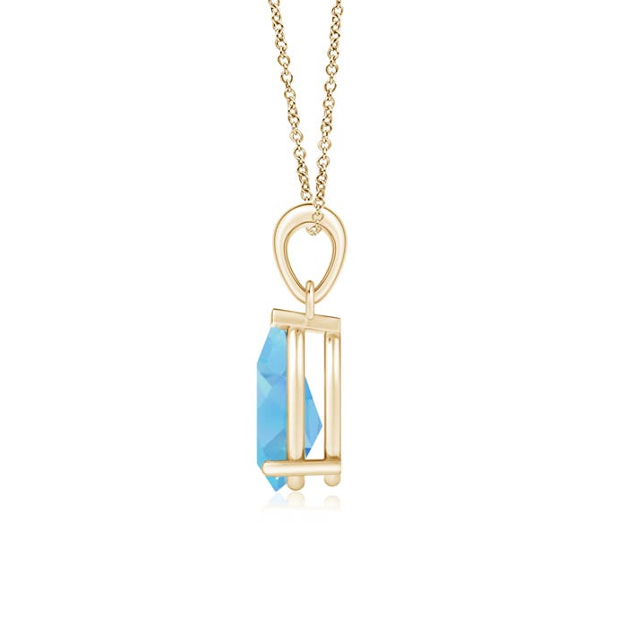 A - Swiss Blue Topaz / 2.3 CT / 14 KT Yellow Gold