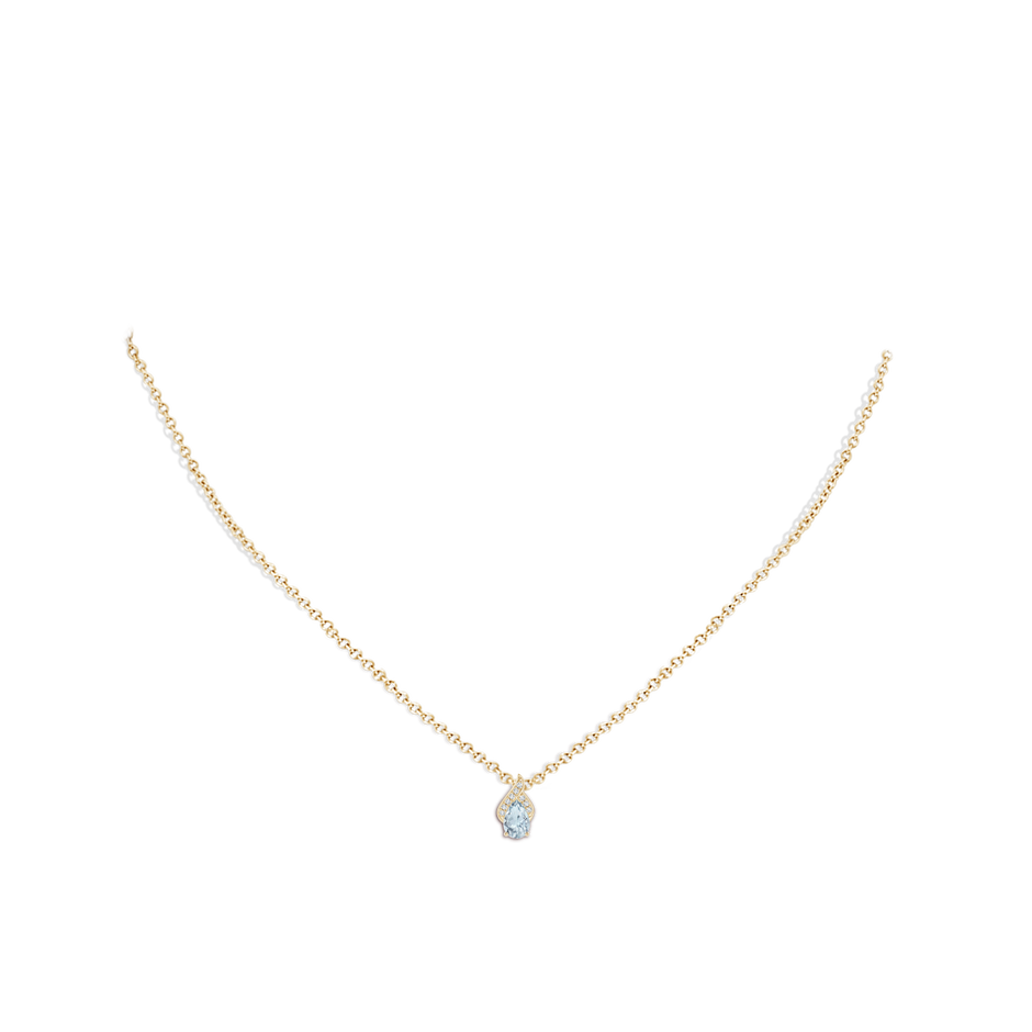 6x4mm A Solitaire Pear-Shaped Aquamarine Flame Pendant in Yellow Gold body-neck