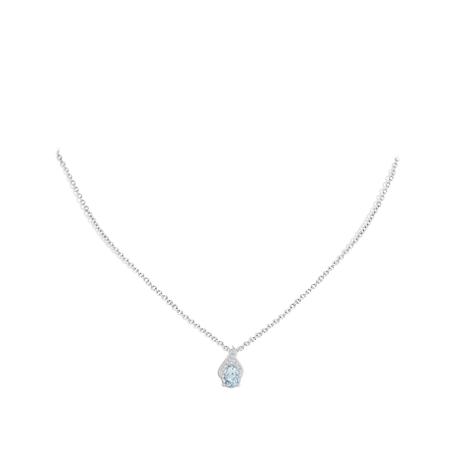 8x6mm A Solitaire Pear-Shaped Aquamarine Flame Pendant in White Gold body-neck