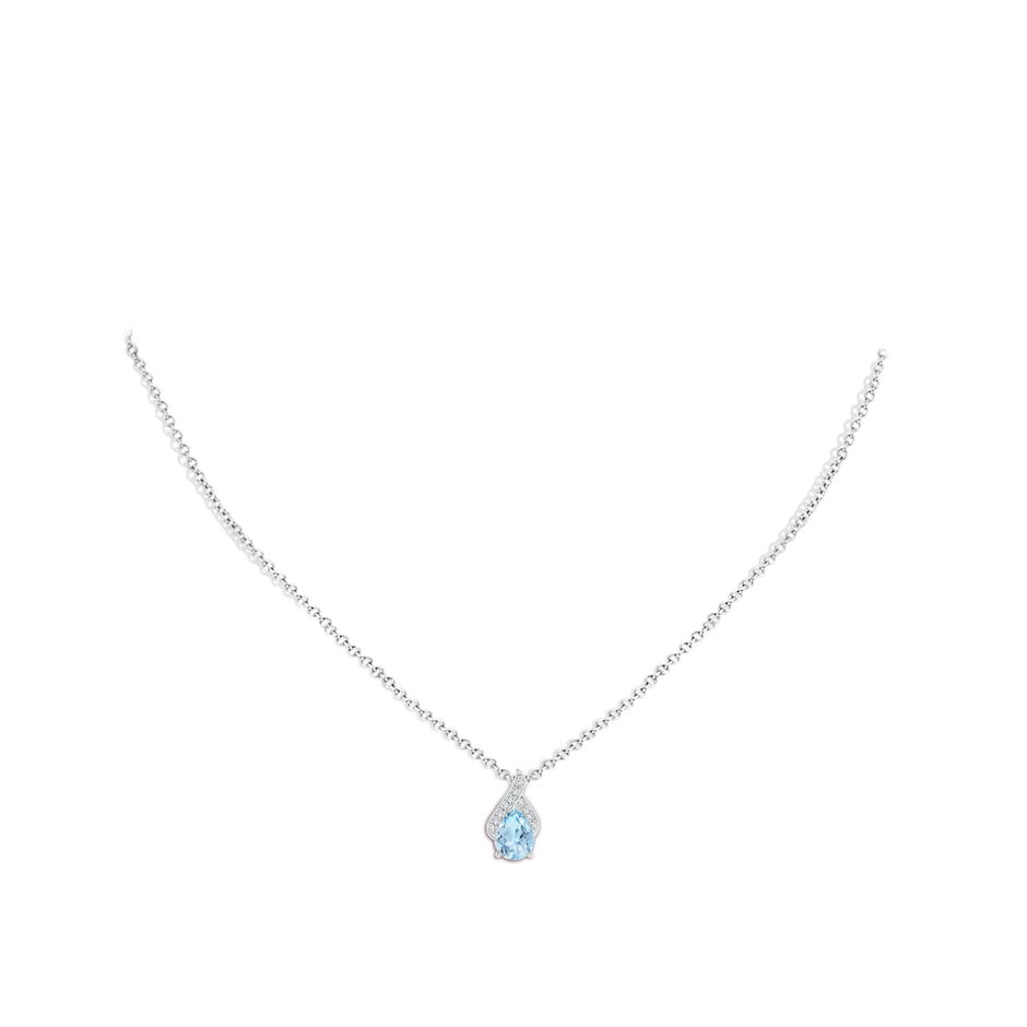 8x6mm AAA Solitaire Pear-Shaped Aquamarine Flame Pendant in P950 Platinum body-neck