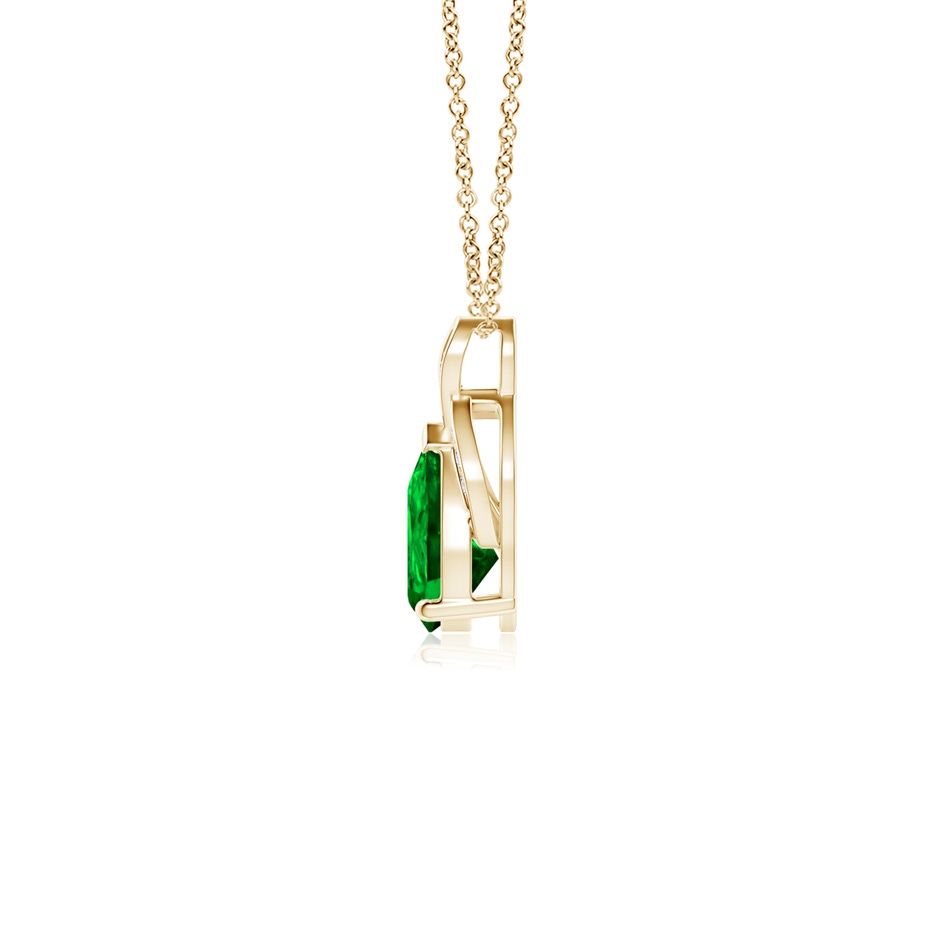 7x5mm AAAA Solitaire Pear-Shaped Emerald Flame Pendant in Yellow Gold side 199