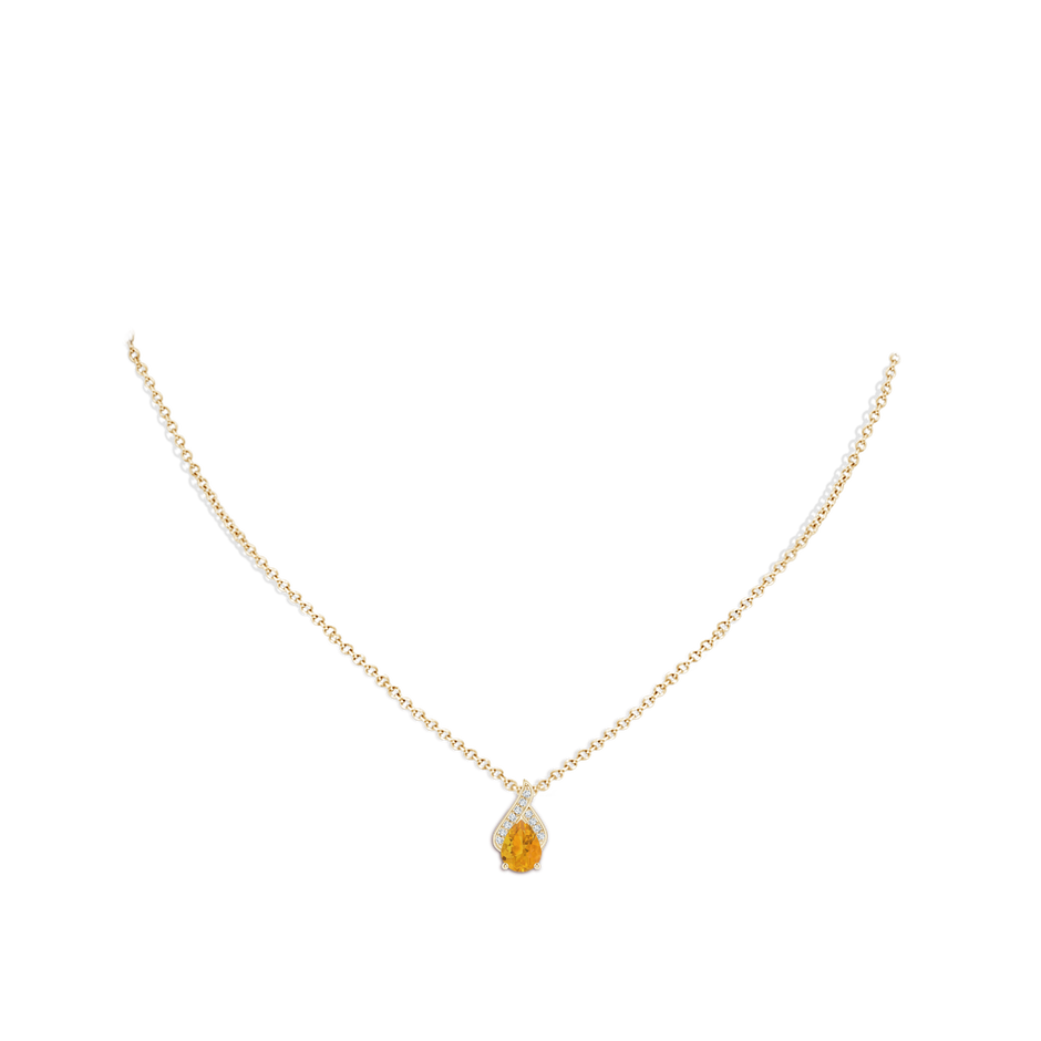 8x6mm A Solitaire Pear-Shaped Fire Opal Flame Pendant in Yellow Gold body-neck