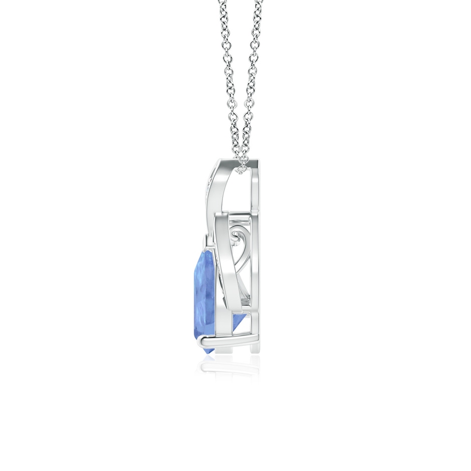 8x6mm A Solitaire Pear-Shaped Tanzanite Flame Pendant in White Gold side 199