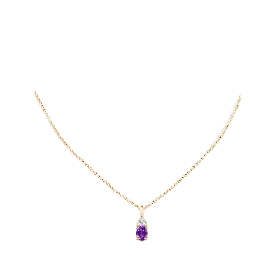 8x6mm AAAA Oval Amethyst Solitaire Pendant with Trio Diamond in Yellow Gold body-neck