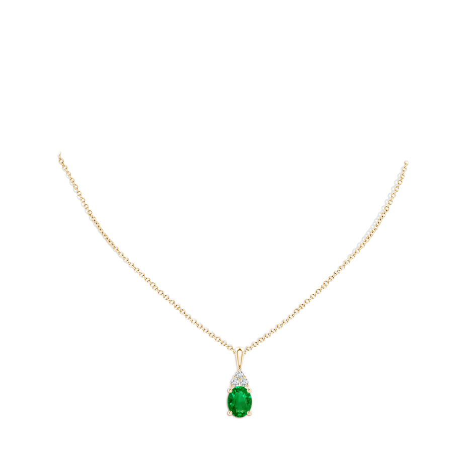 10x8mm AAAA Oval Emerald Solitaire Pendant with Trio Diamond in Yellow Gold pen