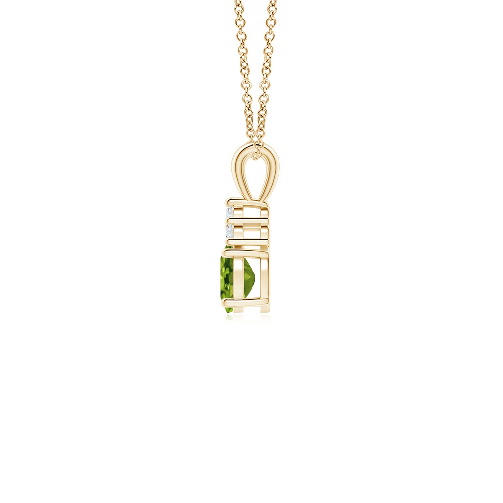 5x4mm AAAA Oval Peridot Solitaire Pendant with Trio Diamond in Yellow Gold - side_1